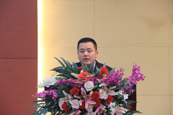 1486630177174581.jpg 國(guó)際業(yè)務(wù)部負(fù)責(zé)人發(fā)言.jpg